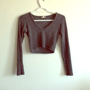 Long sleeve crop top